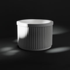 Ribbed lip balm holder in white